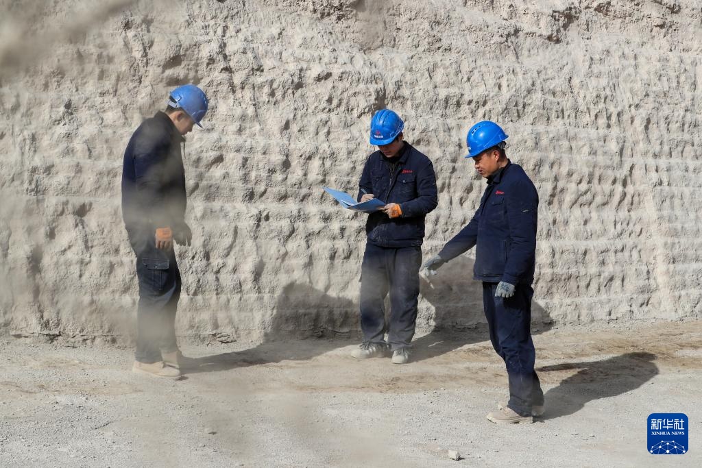 甘肃瓜州破城子遗址保护维修工程(二期)完工 工程技术服务成果显著